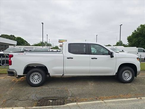 New 2026 Chevrolet Silverado 1500 W/T w/ WT Value Package AWD/4WD image 4
