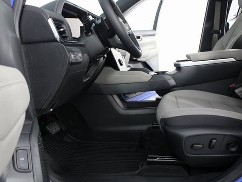 New 2026 GMC Terrain Elevation w/ Elevation Premium Package image 17