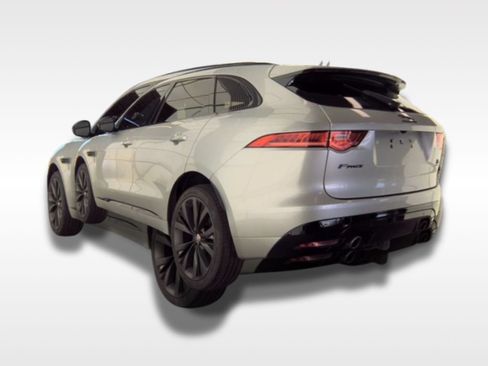 Used 2019 Jaguar F-PACE S AWD/4WD image 3