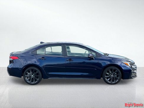 Certified 2025 Toyota Corolla SE FWD image 8