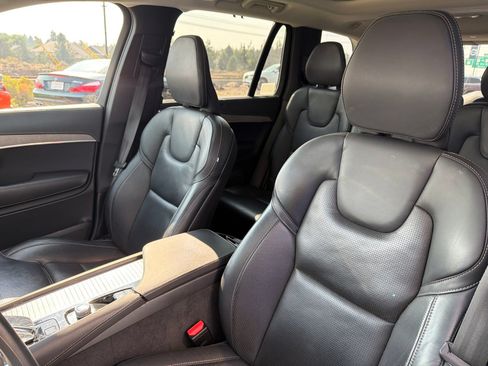Used 2023 Volvo XC90 B6 Ultimate w/ Protection Package Premier AWD/4WD image 19