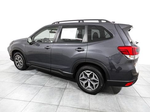 Used 2023 Subaru Forester Premium AWD/4WD image 5