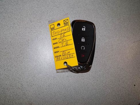 Used 2025 Chevrolet TrailBlazer LT w/ LT Cold Weather Package FWD image 38