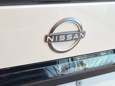 New 2026 Nissan Sentra SR w/ SR Premium Package image 16