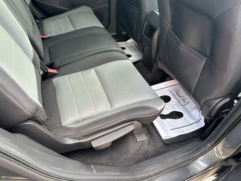 Used 2016 Ford Escape SE AWD/4WD image 11