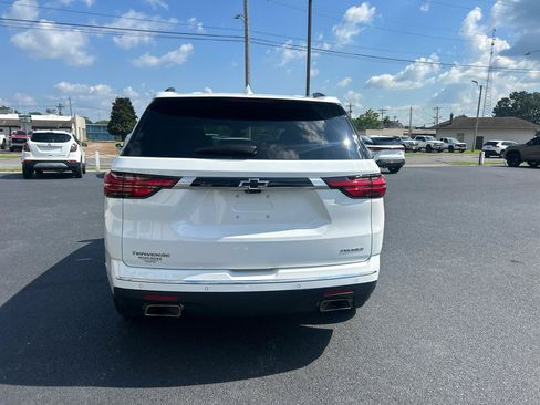 Used 2022 Chevrolet Traverse Premier w/ LPO, Floor Liner Package FWD image 6