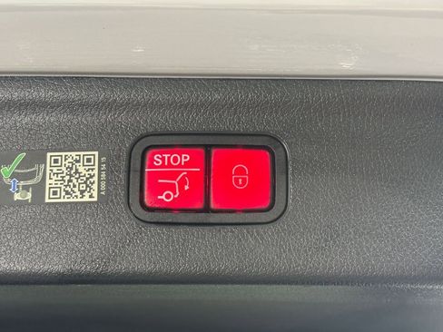 Used 2024 Mercedes-Benz EQE AMG 4MATIC SUV image 32