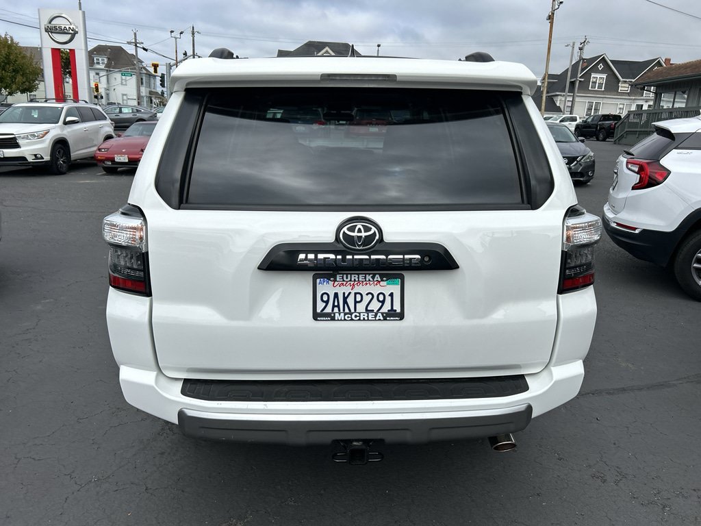 Used 2016 Toyota 4Runner Trail AWD/4WD image 7