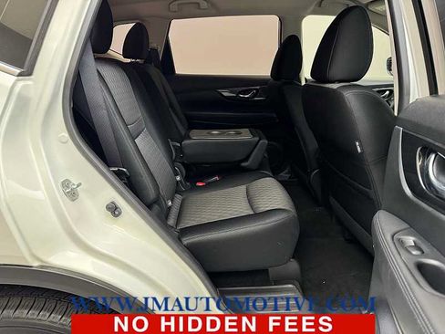 Used 2017 Nissan Rogue S AWD/4WD image 17
