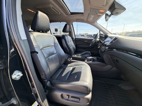 Used 2016 Honda Pilot Touring image 33