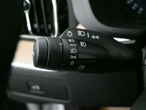 New 2026 Volvo XC60 B5 Core w/ Climate Package image 16