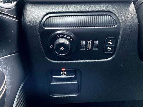 Used 2022 Jeep Wagoneer Series I w/ Convenience Group I RWD image 32