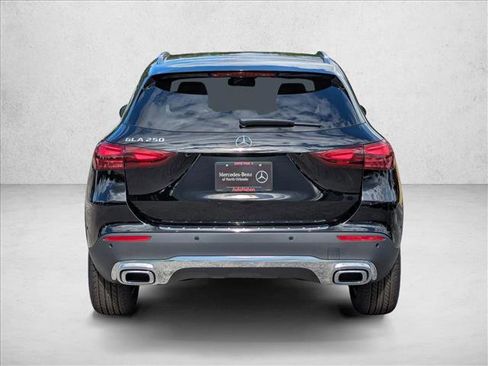 Used 2026 Mercedes-Benz GLA 250 image 8