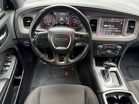 Used 2023 Dodge Charger SXT RWD image 15