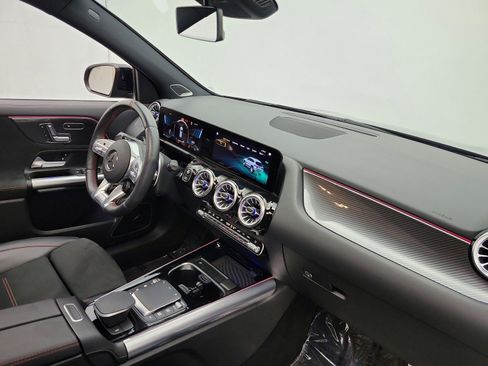 Used 2023 Mercedes-Benz GLA 45 AMG 4MATIC image 18