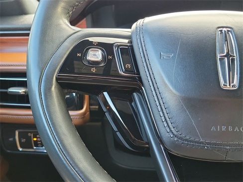 Used 2022 Lincoln Aviator Reserve w/ Elements Package Plus image 14