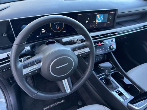 Certified 2025 Hyundai Santa Cruz Limited image 23