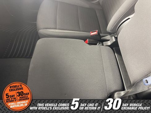 Used 2023 Chevrolet Silverado 1500 LT image 39