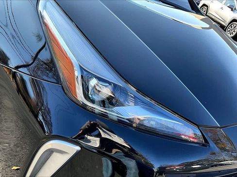 Used 2021 Toyota Prius XLE w/ Advanced Technology Package image 26