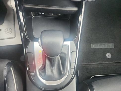 Certified 2023 Kia Forte GT-Line w/ GT-Line Technology Package FWD image 15