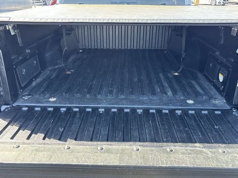 Used 2018 Toyota Tacoma TRD Sport image 6