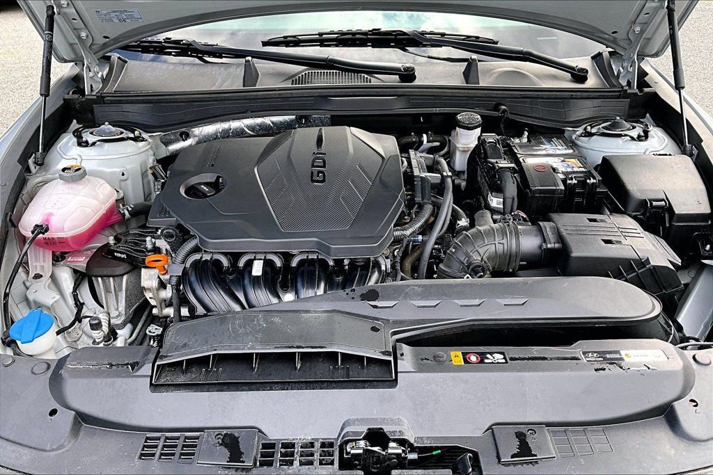 Used 2025 Hyundai Sonata SEL FWD image 30