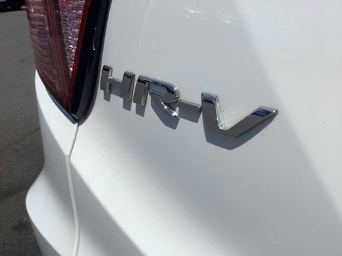 Used 2016 Honda HR-V EX image 6