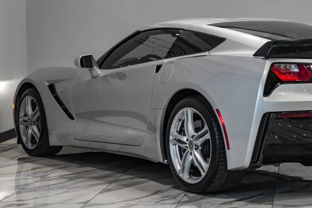 Used 2017 Chevrolet Corvette Stingray Coupe w/ 3LT Preferred Equipment Group RWD image 13