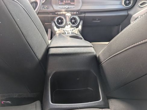 Used 2020 Chevrolet Camaro LT RWD image 29
