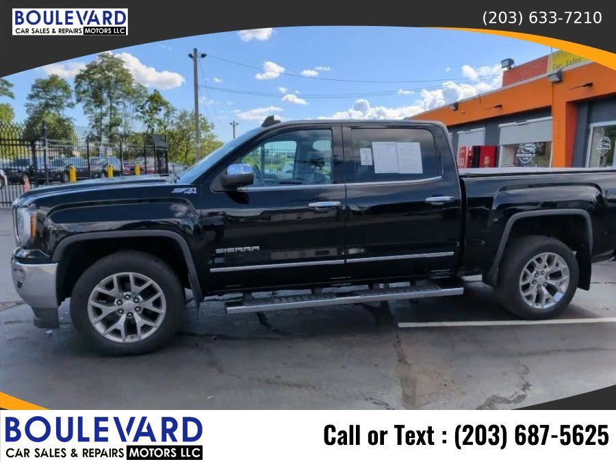 Used 2018 GMC Sierra 1500 SLT w/ SLT Premium Package AWD/4WD image 4