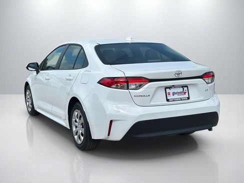Used 2026 Toyota Corolla LE image 7