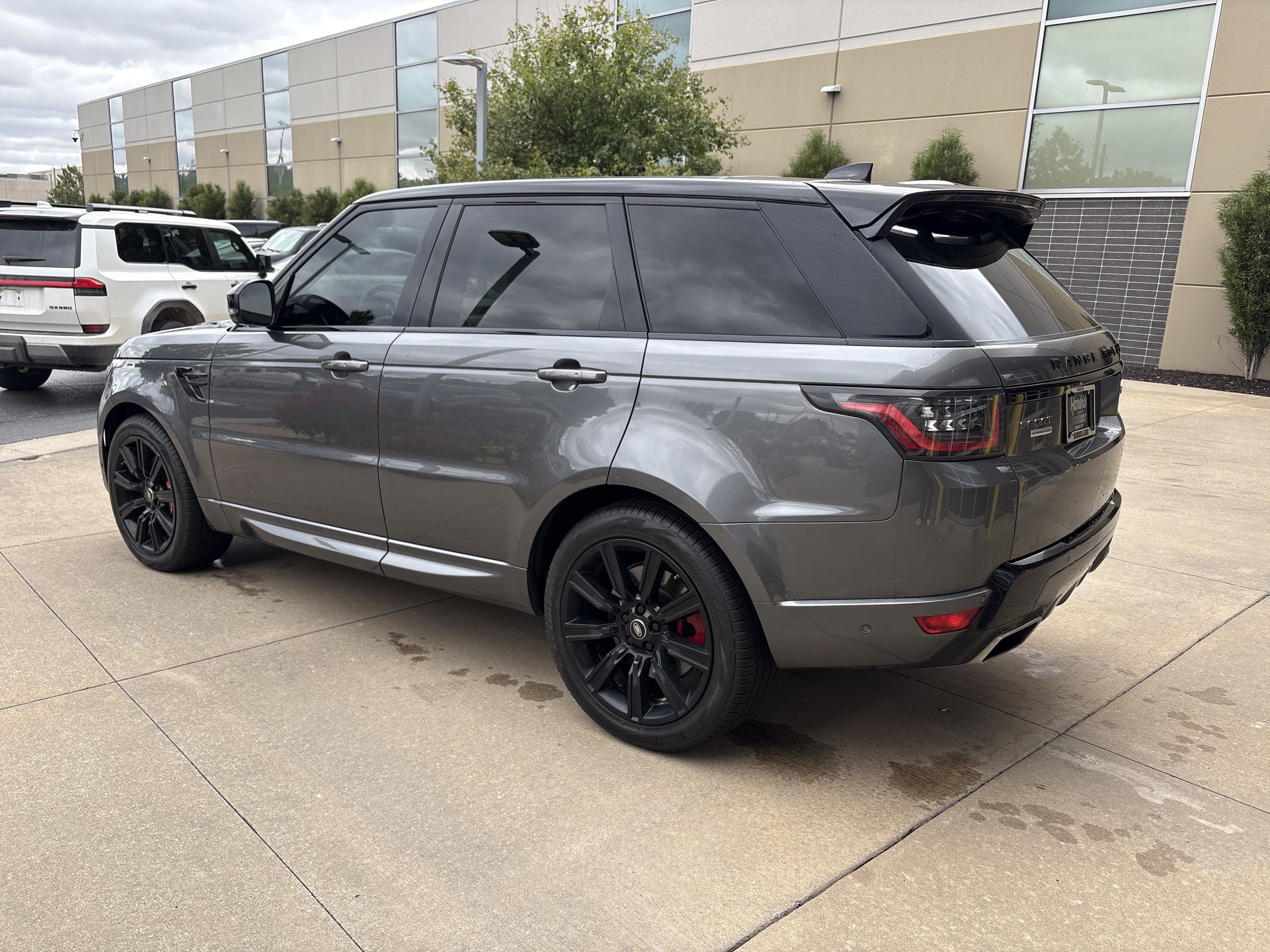 Used 2018 Land Rover Range Rover Sport Supercharged AWD/4WD image 26
