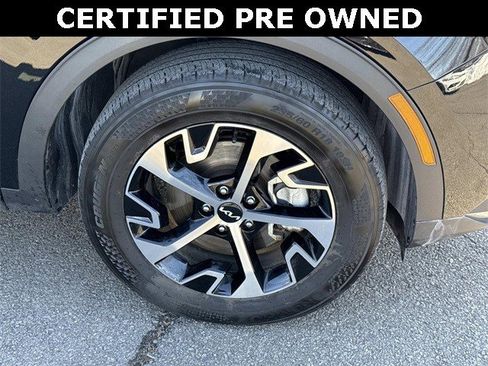 Used 2024 Kia Sportage EX image 7