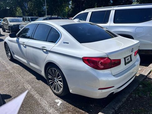 Used 2018 BMW 530e xDrive AWD/4WD image 2