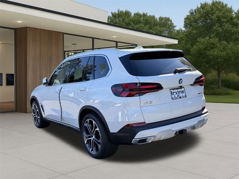 New 2026 BMW X5 xDrive40i w/ Premium Package image 6