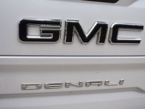 Used 2022 GMC Sierra 1500 Denali AWD/4WD image 18