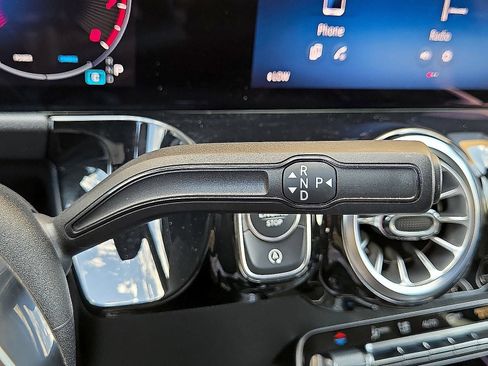Used 2025 Mercedes-Benz GLA 250 image 31