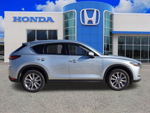 Used 2019 MAZDA CX-5 Grand Touring image 2