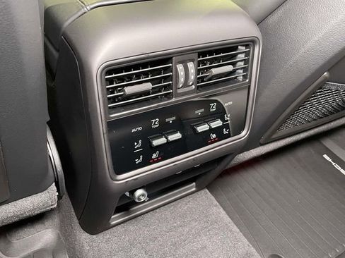 New 2026 Porsche Cayenne E-Hybrid Coupe image 25