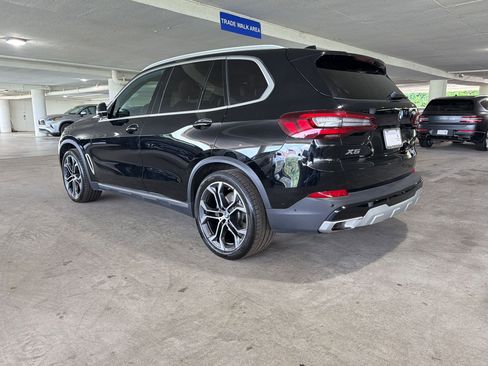 Used 2023 BMW X5 sDrive40i w/ Premium Package image 3