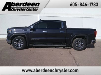 Used 2025 GMC Sierra 1500 SLT w/ SLT Premium Plus Package