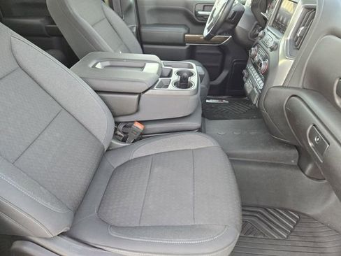 Used 2020 Chevrolet Silverado 2500 LT w/ Texas Edition image 16