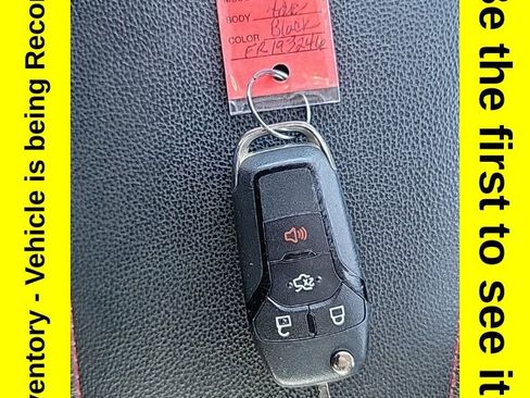 Used 2015 Ford Fusion SE w/ Equipment Group 201A FWD image 29