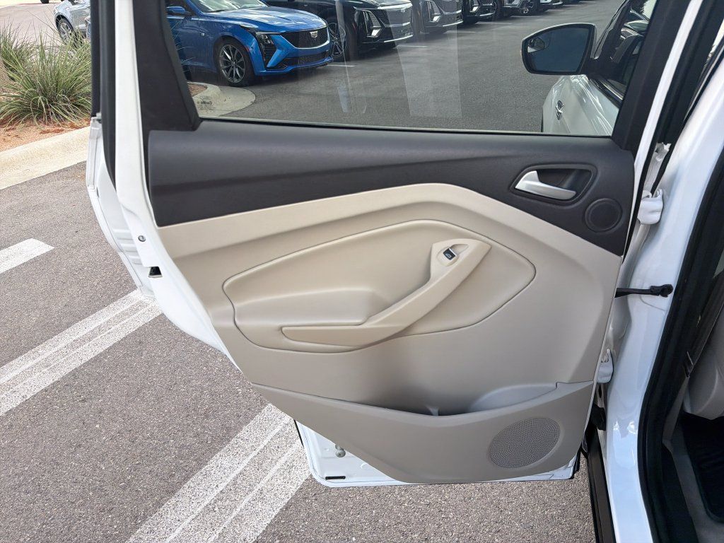 Used 2014 Ford Escape Titanium FWD image 29