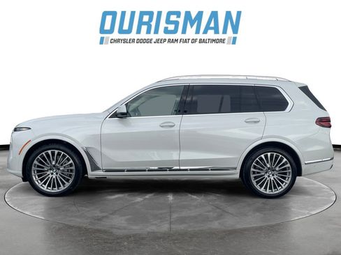 Used 2026 BMW X7 xDrive40i image 3