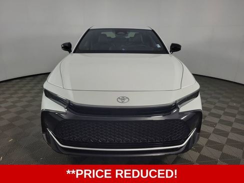 Used 2026 Toyota Crown XLE image 2