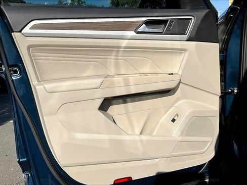 Used 2022 Volkswagen Atlas SEL image 21