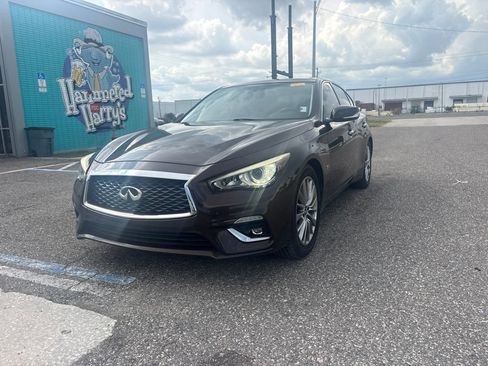 Used 2018 INFINITI Q50 Luxe w/ Essential Package (3.0T Luxe) RWD image 7