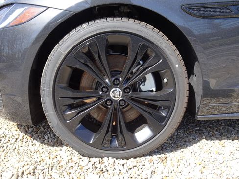 New 2024 Jaguar XF R-Dynamic SE image 9