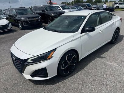 Used 2023 Nissan Altima 2.5 SR